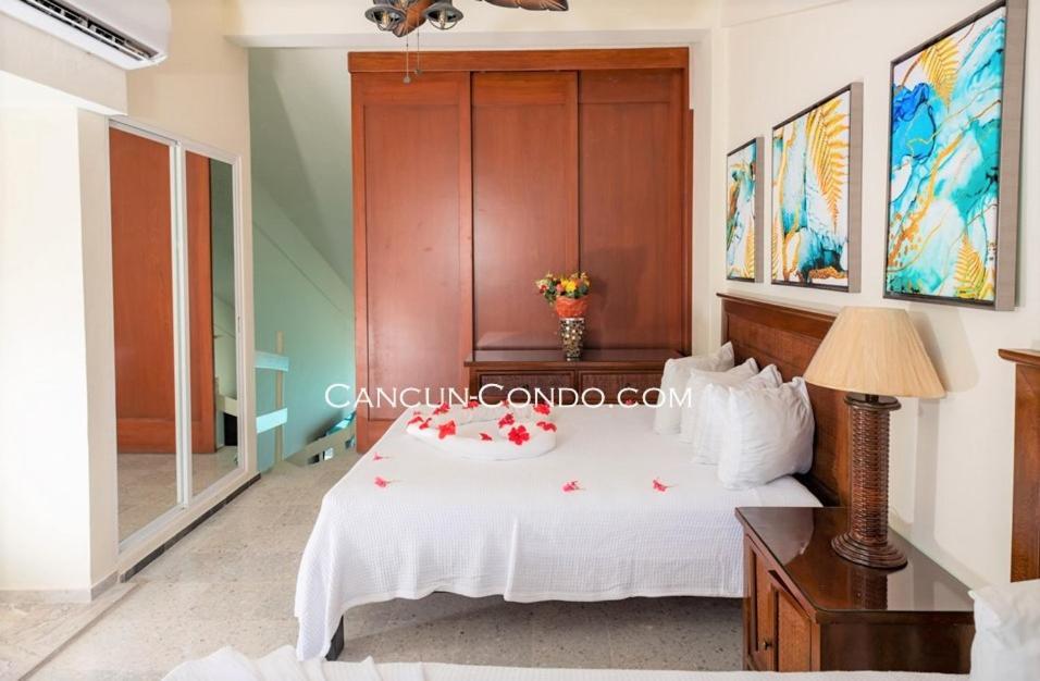 2 Story Oceanfront Penthouses On Cancun Beach! Exterior foto