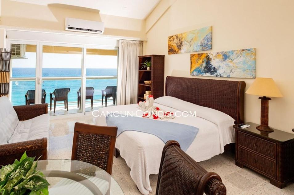 2 Story Oceanfront Penthouses On Cancun Beach! Exterior foto