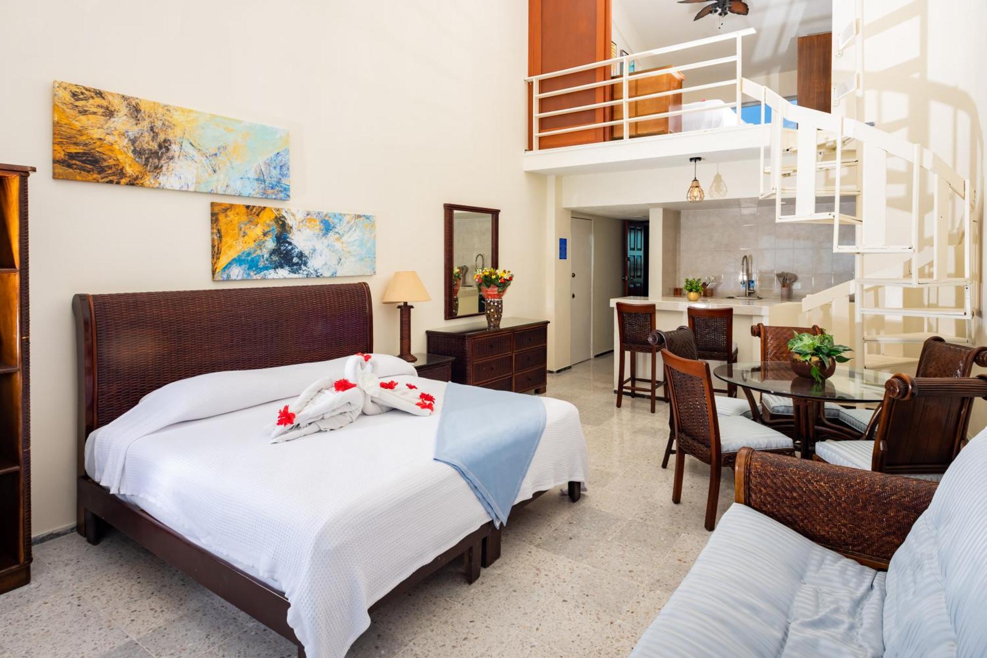 2 Story Oceanfront Penthouses On Cancun Beach! Exterior foto